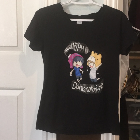 DAN AND PHIL T-shirt with cute design, never worn - Picture 2 of 3